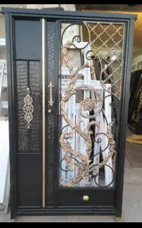 با قیمت مناسب