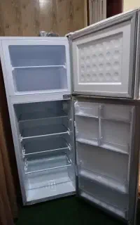 یخچال بُست