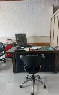 استخدام فوری مشاور