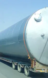 تخلیه چاه با تانکر بزرگ