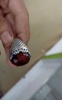انگشتر با تراش استادانه