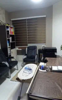 اجاره دفتر کار.خواجه رشید نبش خیابان.فقط خانم