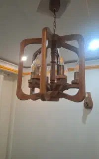 لوستر چوبی