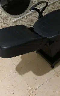 صندلی میکاپ و مژه