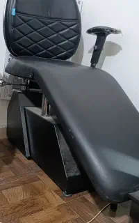 صندلی میکاپ و پاکسازی