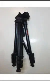 پایه دوربین تاکارا