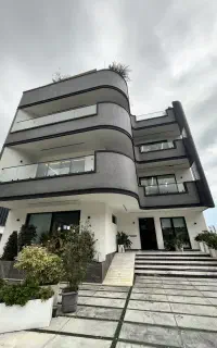 ویلای استخردار لوکس ۷۵۰ متری / ۴ طبقه / فول فرنیش