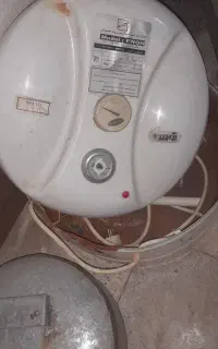 آب گرم کن برقی