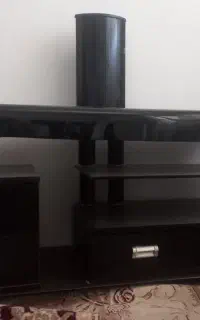 فروش زیرتلویزیونی شیشه ای