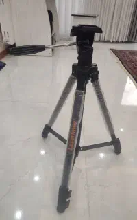 سه پایه دوربین فیلم برداری laser liner