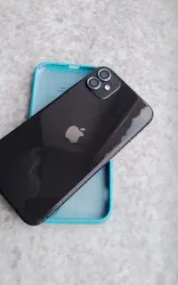 آیفون 11 نرمال
