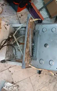 تعمیر تخصصی پکیج و آبگرمکن (نمایندگی مجاز )