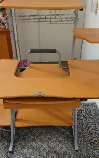 میز کامپیوتر