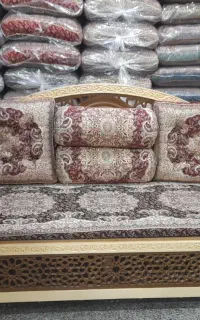 درباری زرشکی پشتی شاه نشین