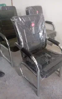 انتظار ثابت صندلی