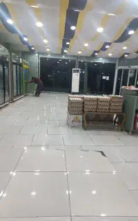 کار‌در‌مرغ‌فروشی