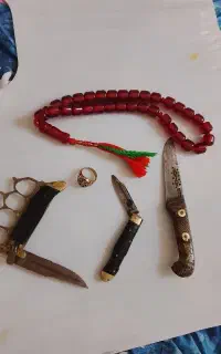 چاقو وتسبیه عتیقه