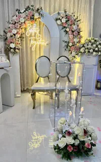 بادکنک آرایی و گل آرایی
