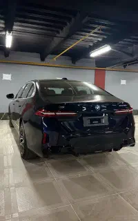 بی ام‌و‌i5