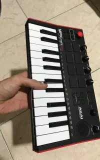 Akai MPK mini mk3