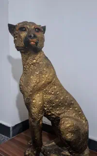 مجسمه زیبای یوزپلنگ ایرانی