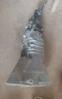 گیربکس پیکان وانت همراه با گاردان