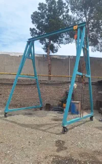 فروش یک عدد جرثقیل سقفی دروازه ای متحرک