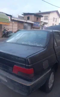 پژو۴۰۵ جی ال ایکس۲۰۰۰ مدل۸۱