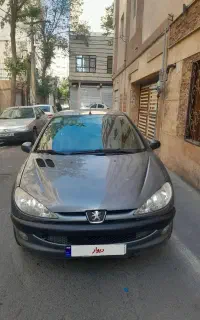 پژو 206 sd مدل98 V8 بیرنگ کم کار