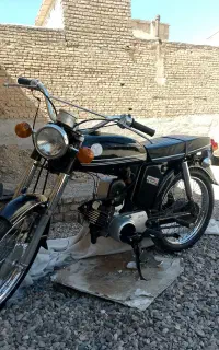 یاماها ۱۰۰ کلکسیونی ترقه