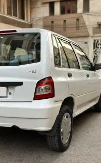 ۱۱۱عروسک
