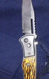 چاقو ضامن دار