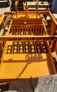 به دو نفر جوشکار درکارگاه  دائم نیازمندیم