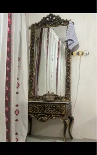 اینه وکونسول