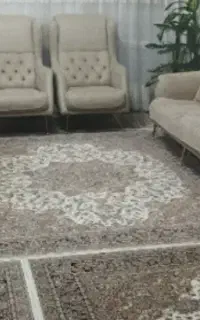 یک دست مبل در حد نو به علت جا به جایی