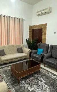 نیازمند کادر مجرب برای نظافت روزانه ویلا هستم