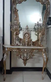آینه وشمعدون قدیمی