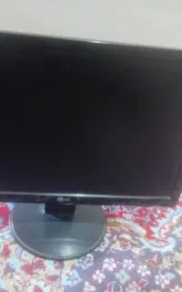 صفحه مانیتور LG