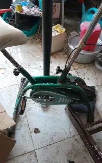 دوچرخه ورزشی ثابت ودستگاه مسگری