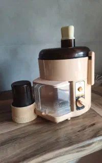 آب میوه گیری دوکاره ناسیونال دوکاره