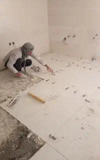 کاشی کاروسرامیک کارکف حیاط،کارکف باچسب تضمینی