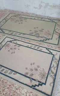 ۲ عدد فرش ۱.۵و ۲متری