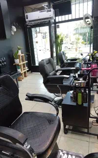 به کاراموز نیاز داریم ارایشگا مردانه