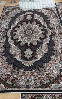 فرش ۹ متری ۷۰۰شانه
