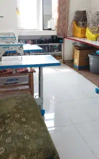 تعدادی کارگر مزدی دوز