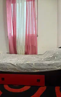 تخت و کمد