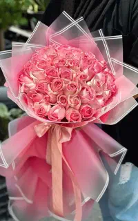 دست گل قبل از پژمرده شدن