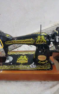 چرخ خیاطی قدیمی