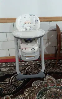 صندلی غذاخوری کودک