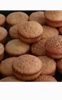 کیک یزدی و کلوچه